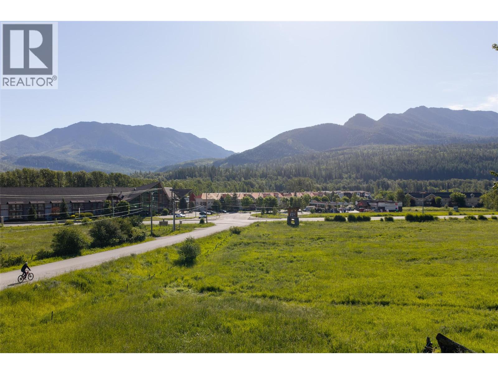 Mt. Fernie Provincial Park Road Unit# A Property Photo 16