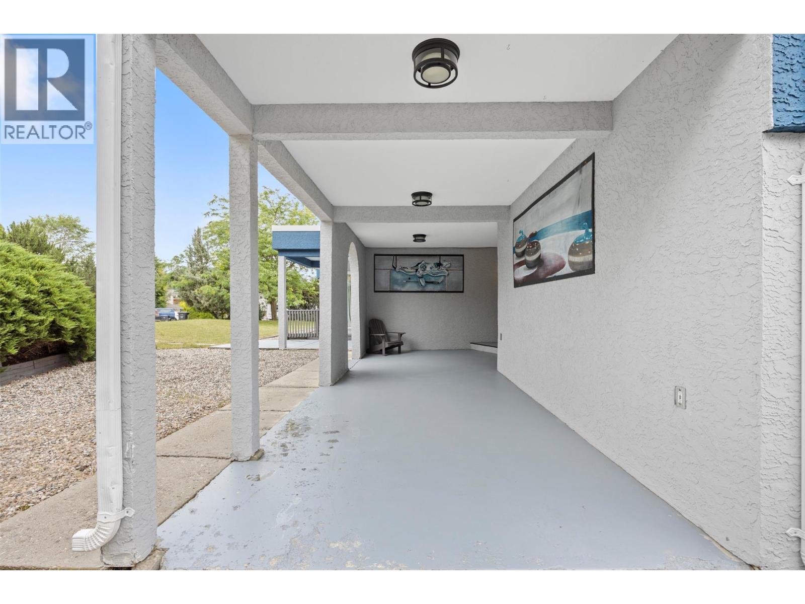 126 Verna Court Property Photo 4