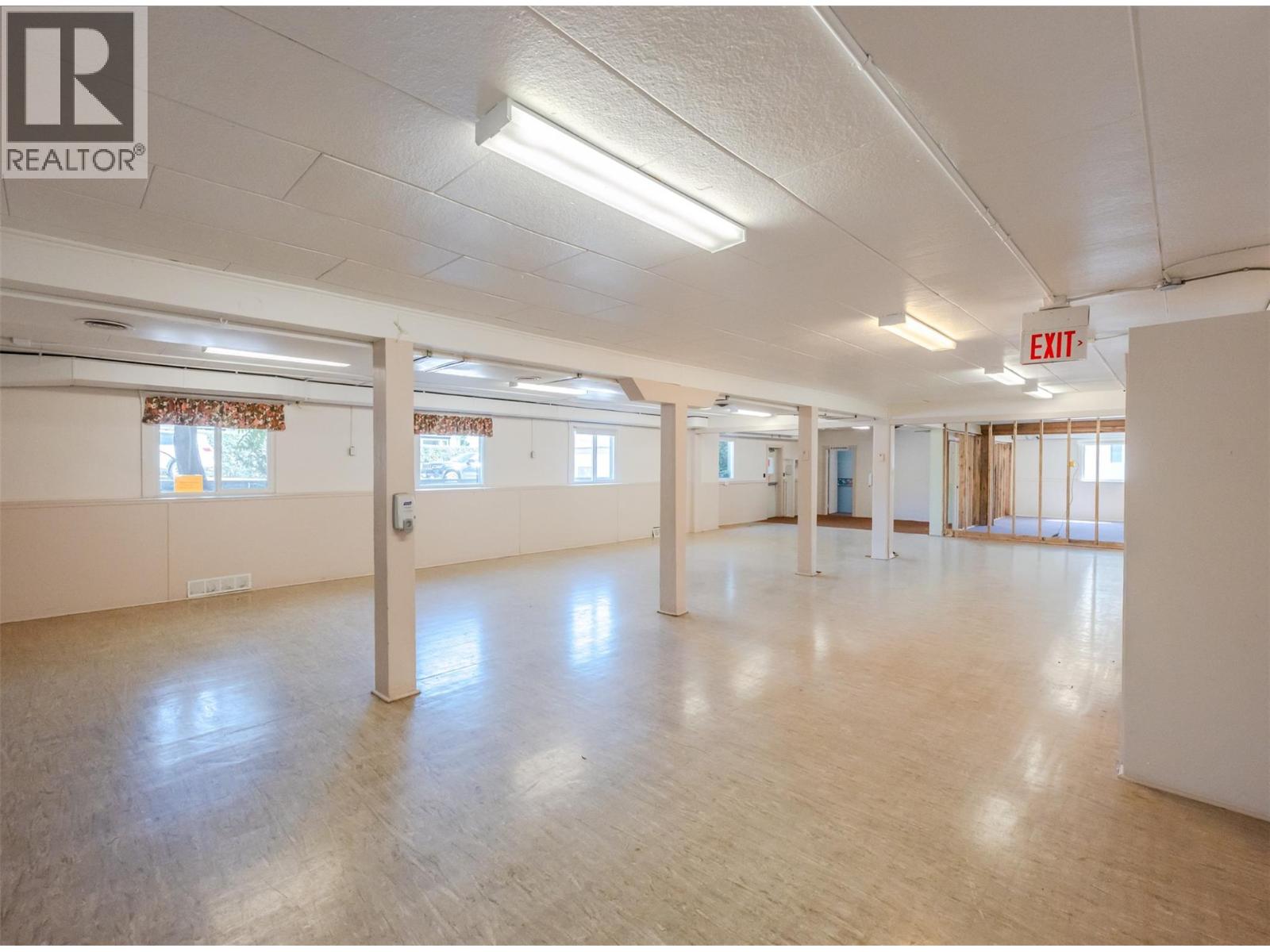 511 Church Avenue Property Photo 55