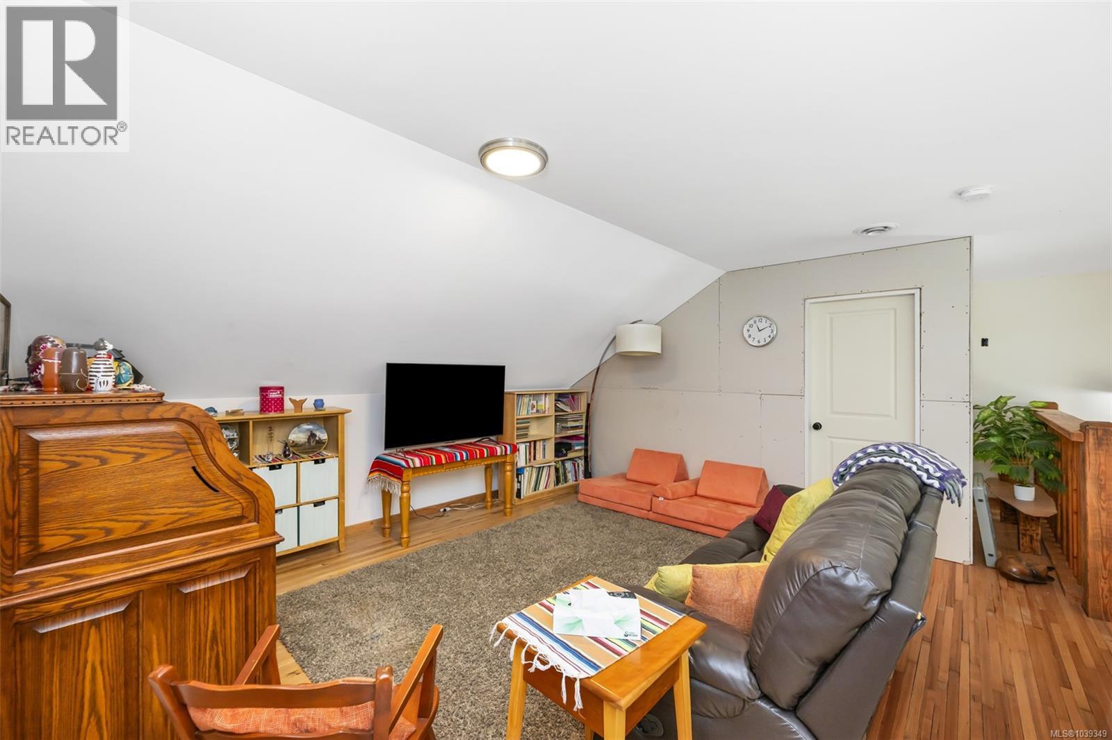 7238 Indian Rd Property Photo 40
