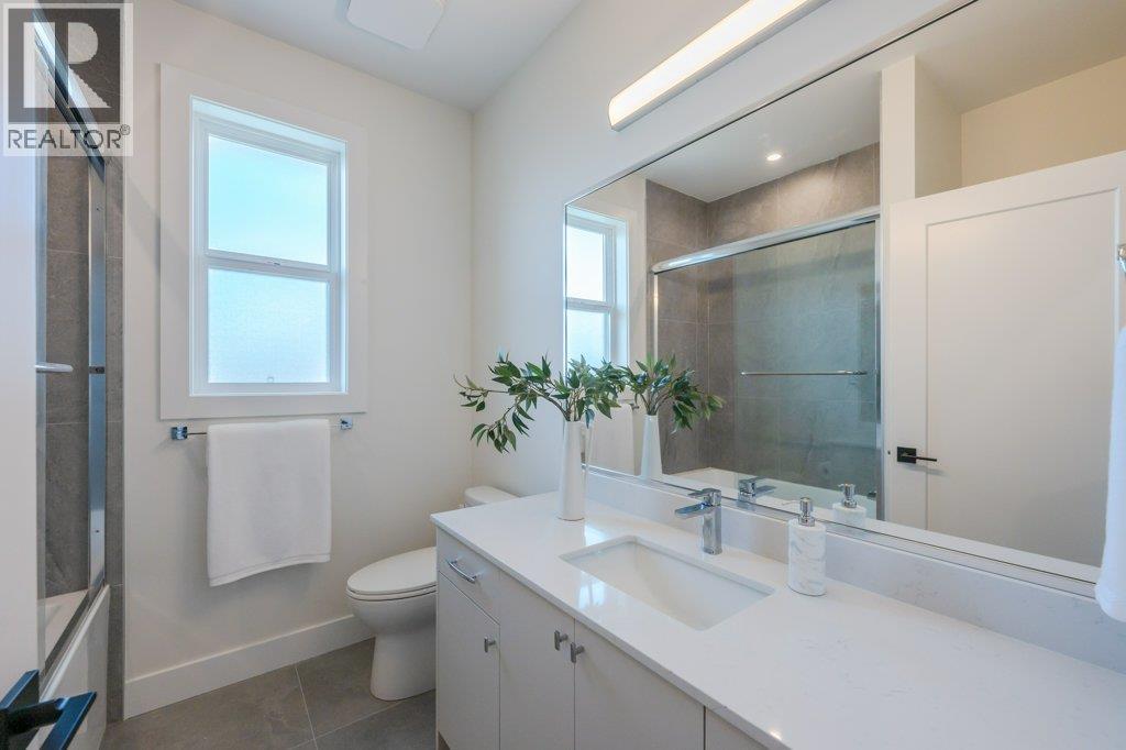 387 Chardonnay Avenue Property Photo 44