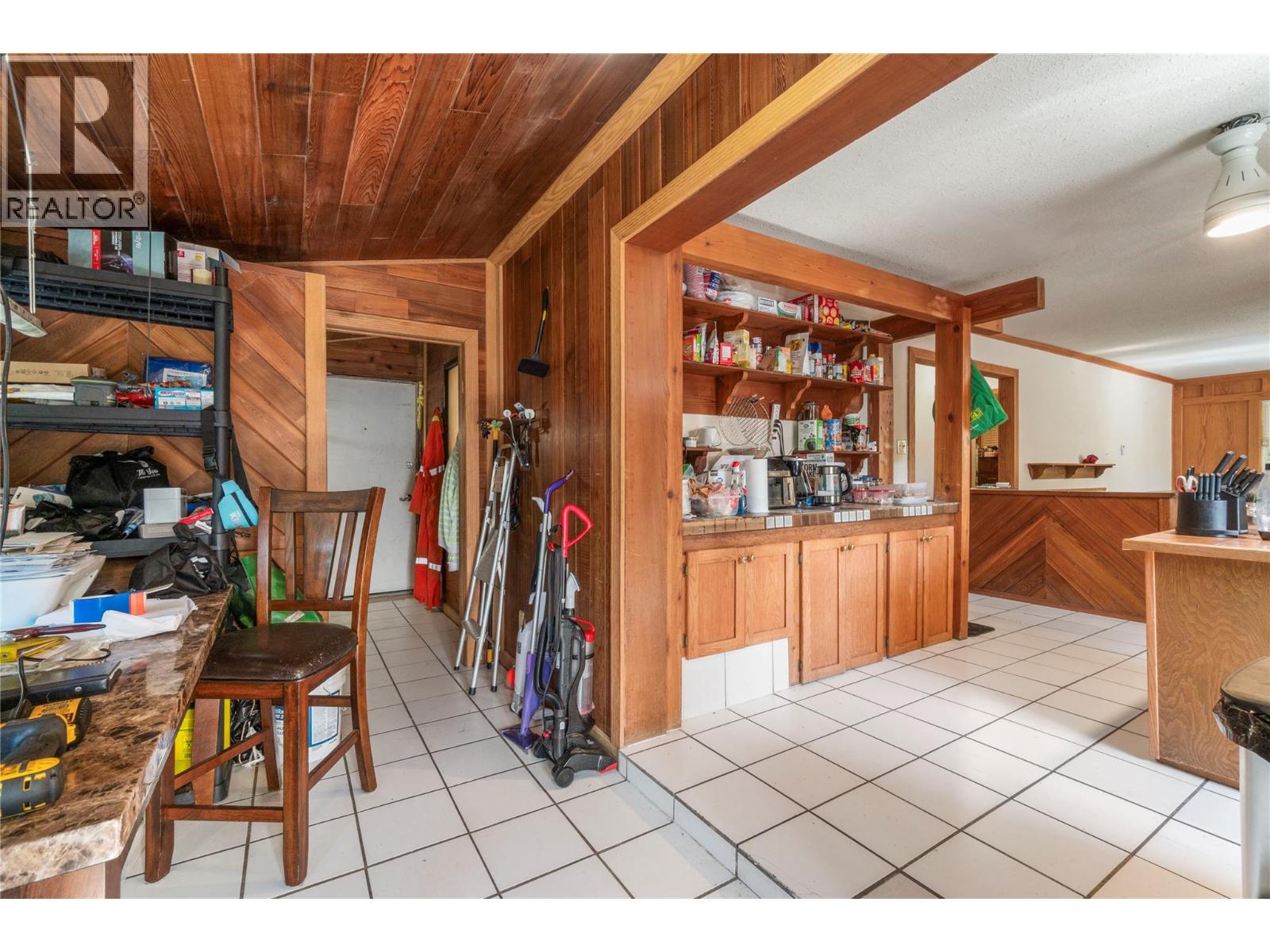 8749 Squilax-anglemont Road Property Photo 10