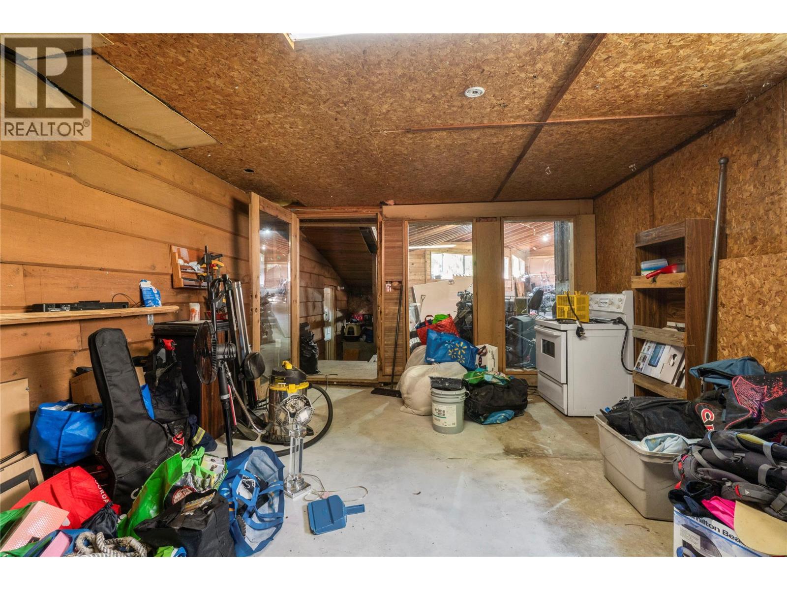 8749 Squilax-anglemont Road Property Photo 27