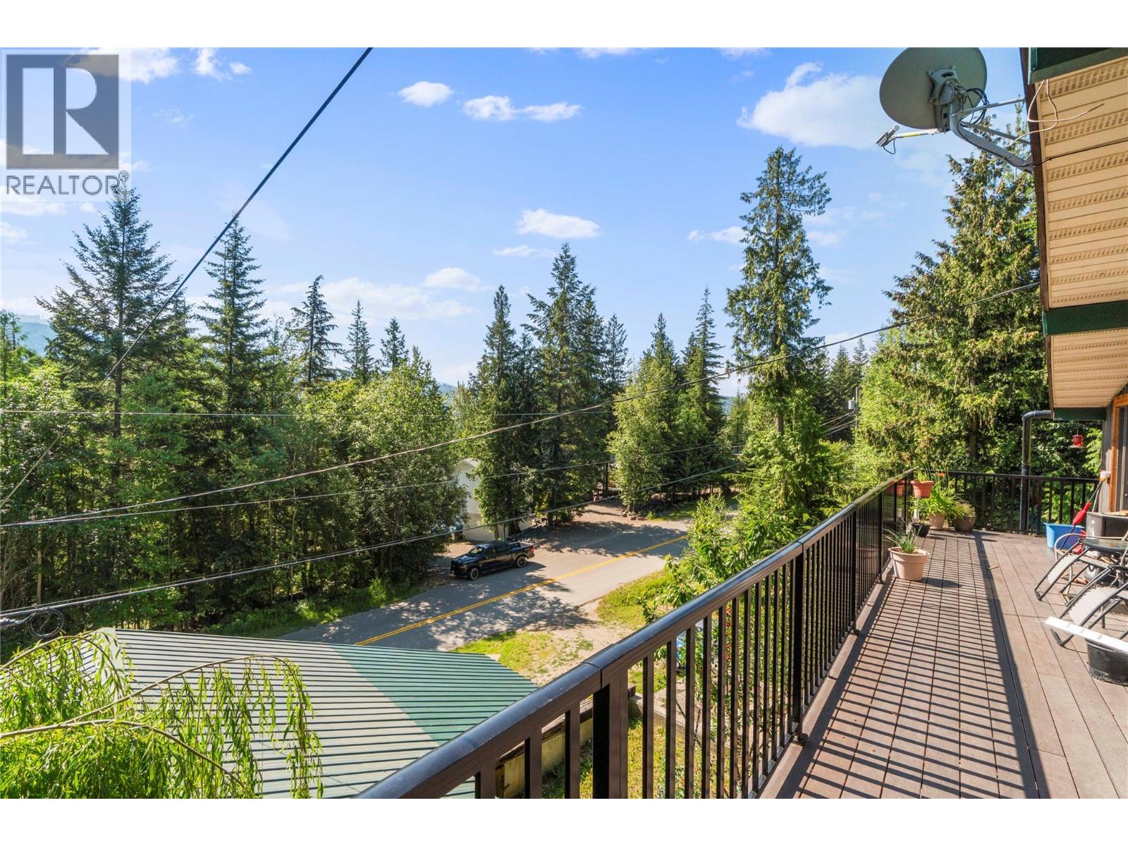 8749 Squilax-anglemont Road Property Photo 34