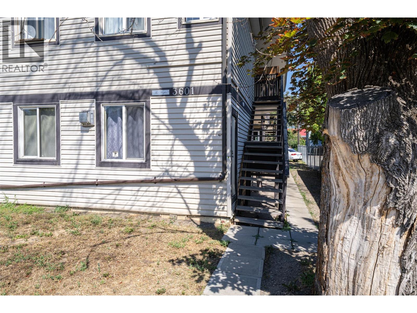 3601 31 Street Property Photo 2