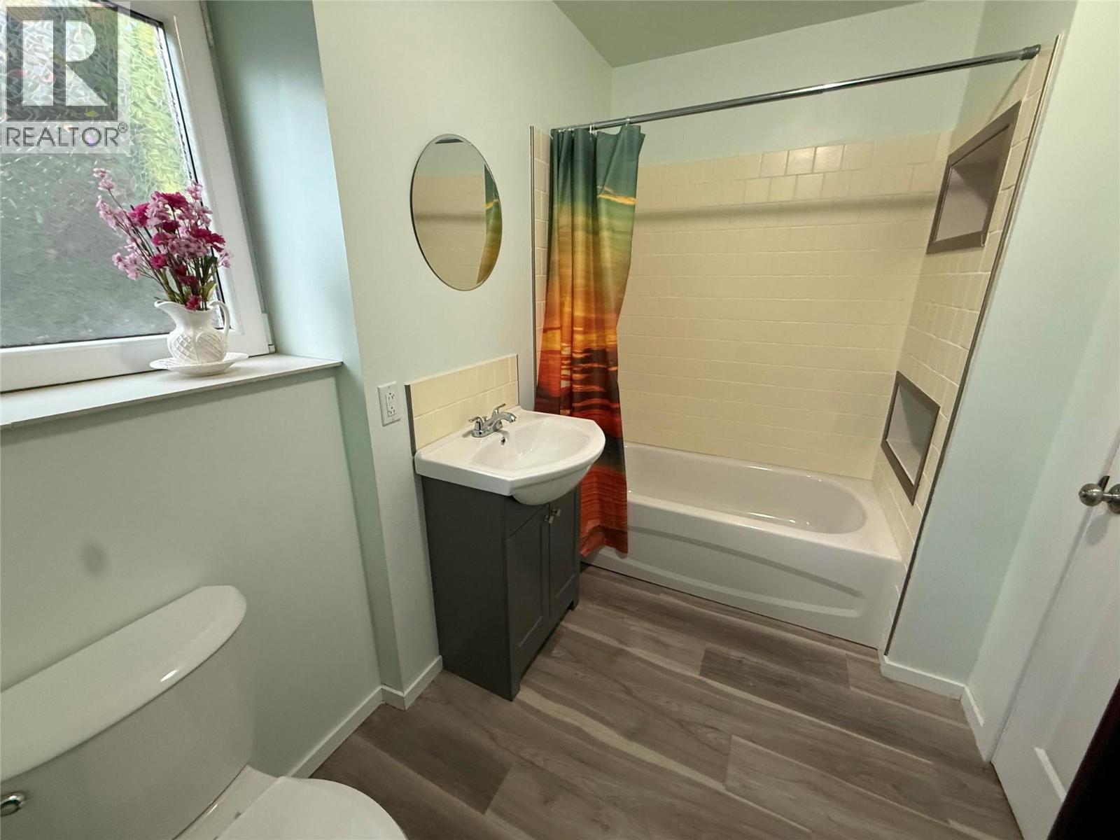 4240 Vancouver Avenue E Property Photo 22
