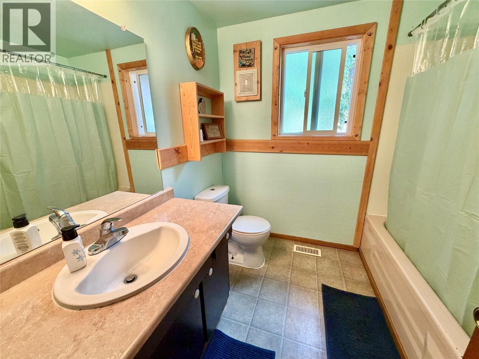 2186 Crestview Crescent Property Photo 19