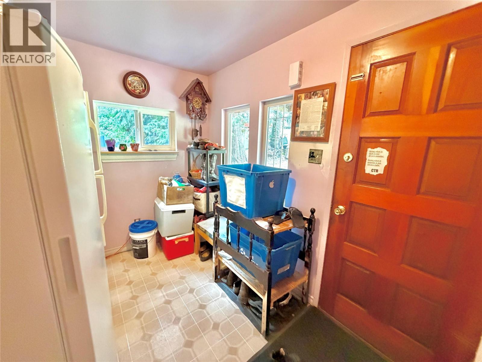 2186 Crestview Crescent Property Photo 27
