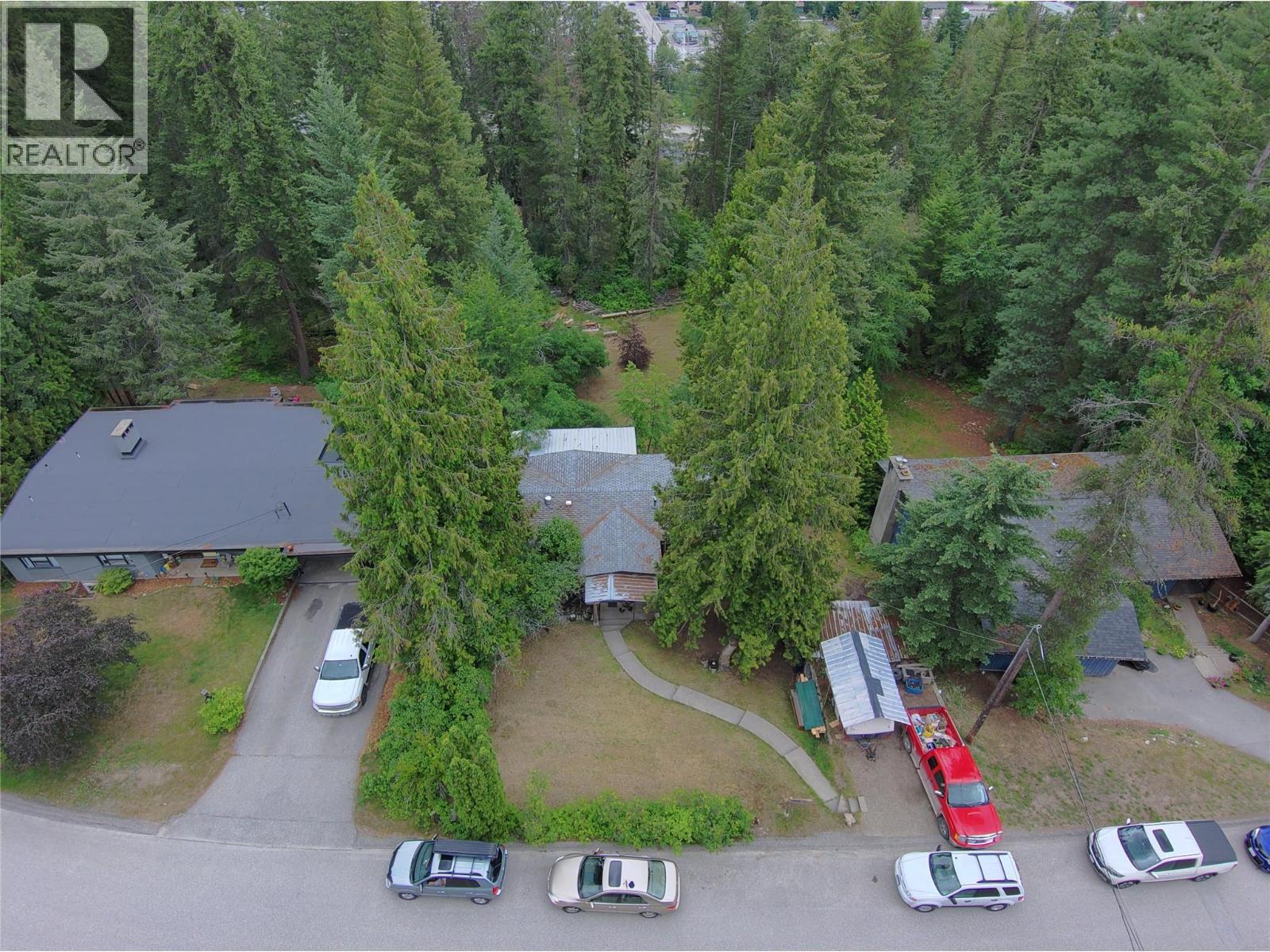 2186 Crestview Crescent Property Photo 54