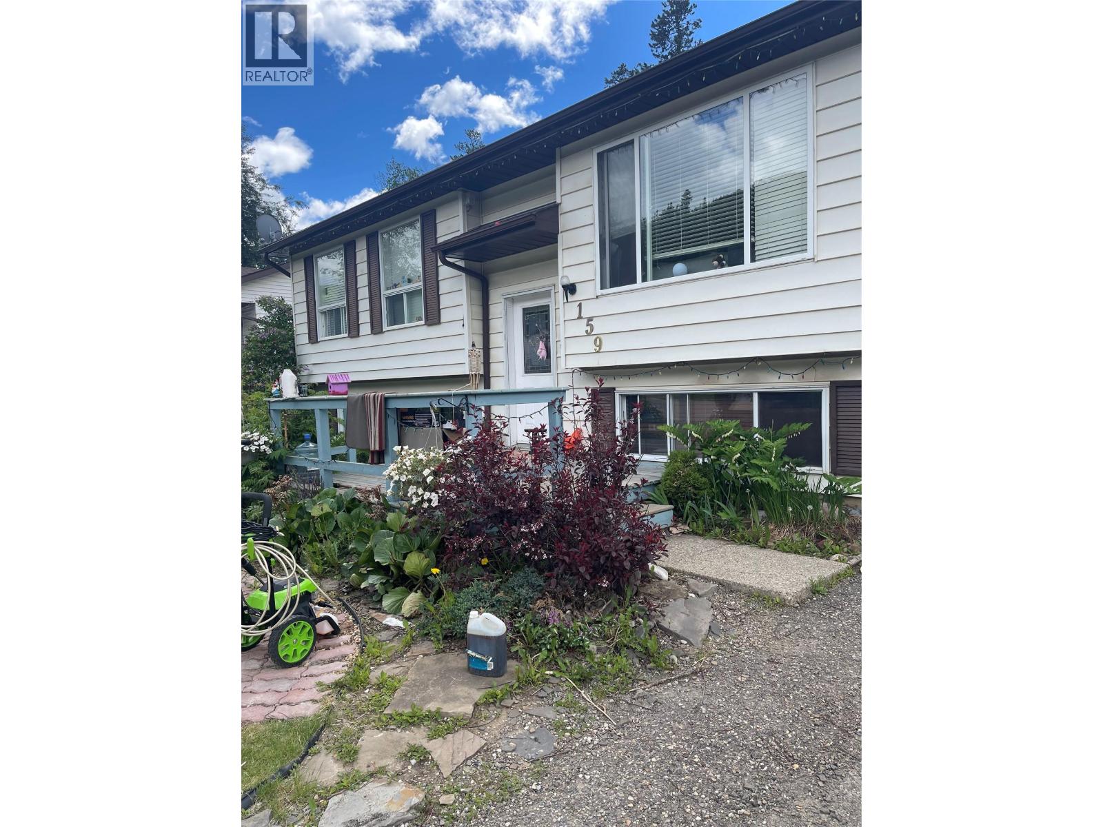 159 Gwillim Crescent Property Photo 2