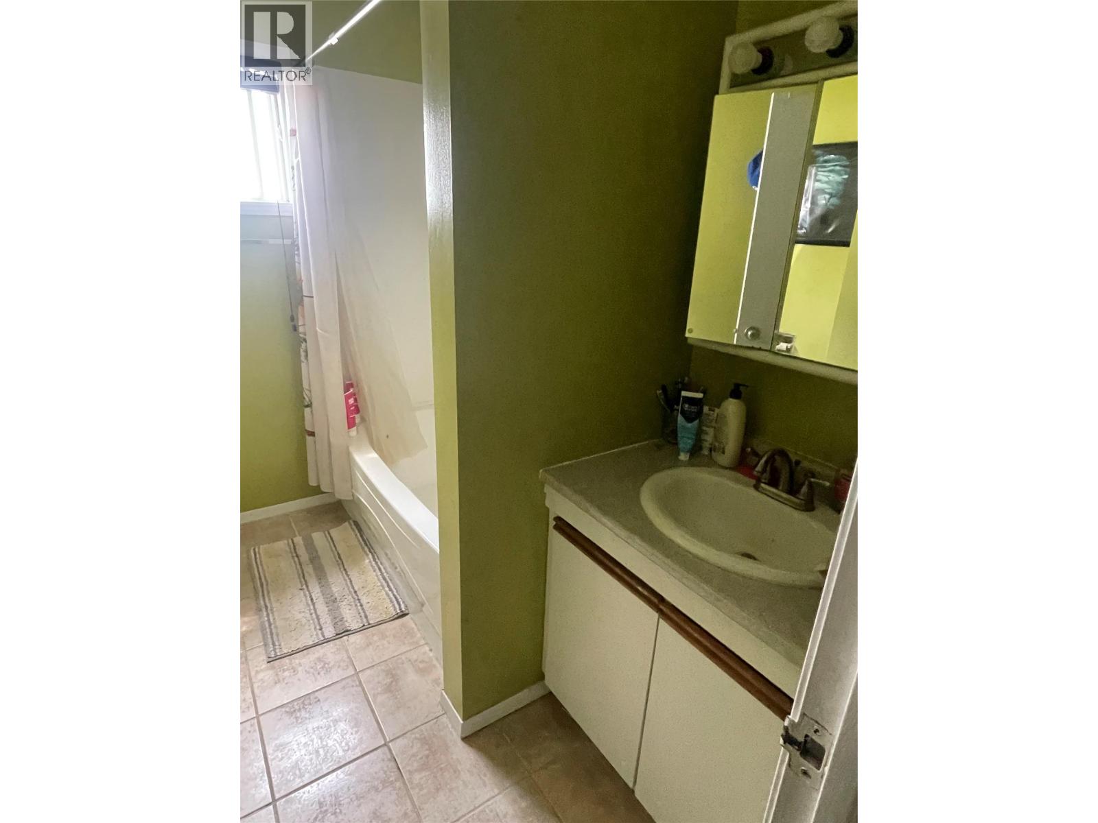 159 Gwillim Crescent Property Photo 8