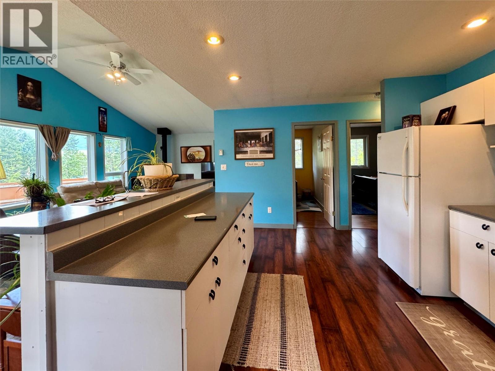 4949 Luxor Creek Road Property Photo 10