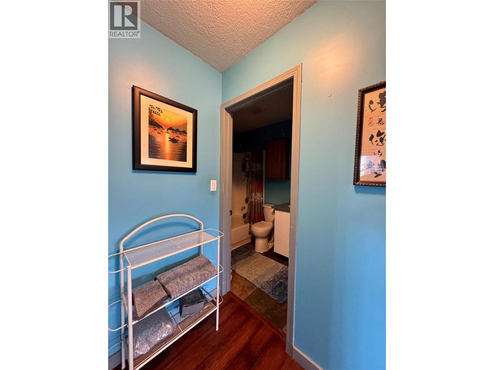 4949 Luxor Creek Road Property Photo 17