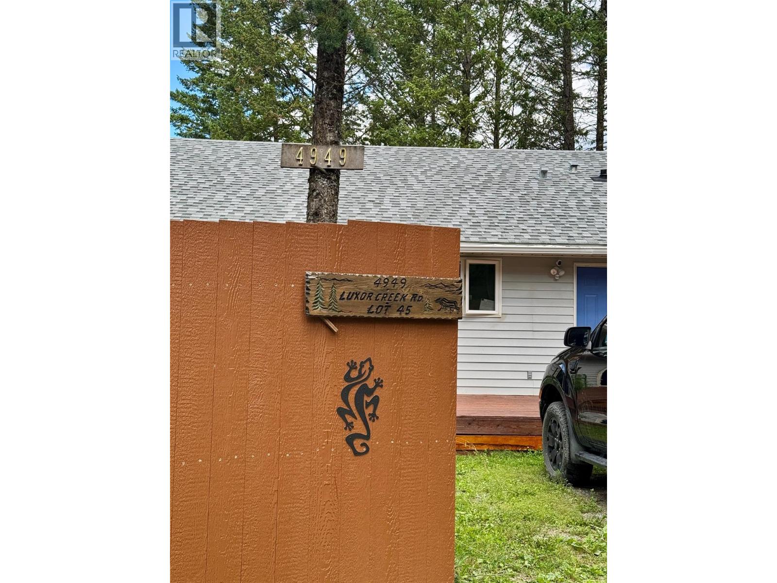 4949 Luxor Creek Road Property Photo 23