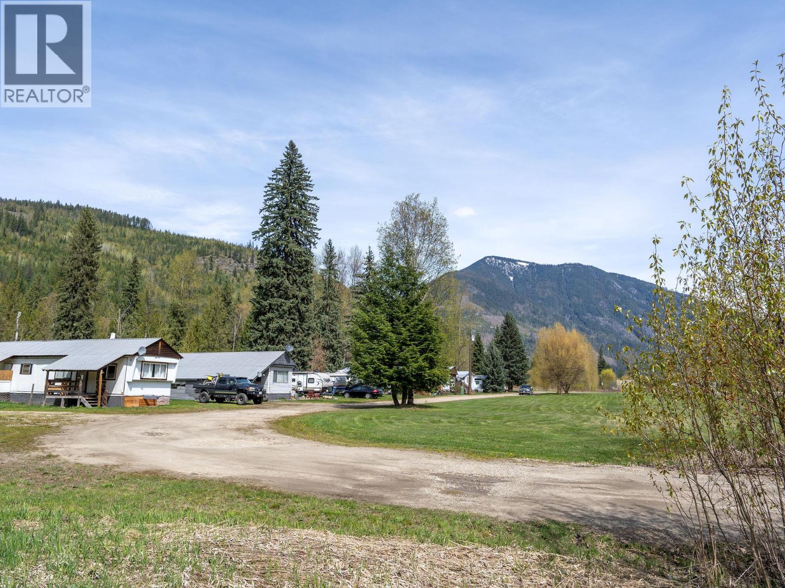 5301(2-10)-5317-5323-5327 Prosh Frontage Road Property Photo 17