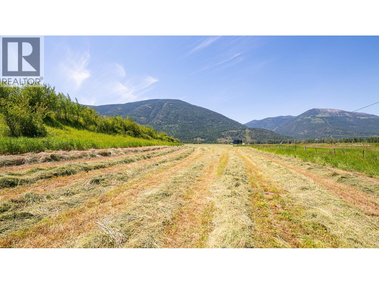 1680 Nicks Island N Road Property Photo 35