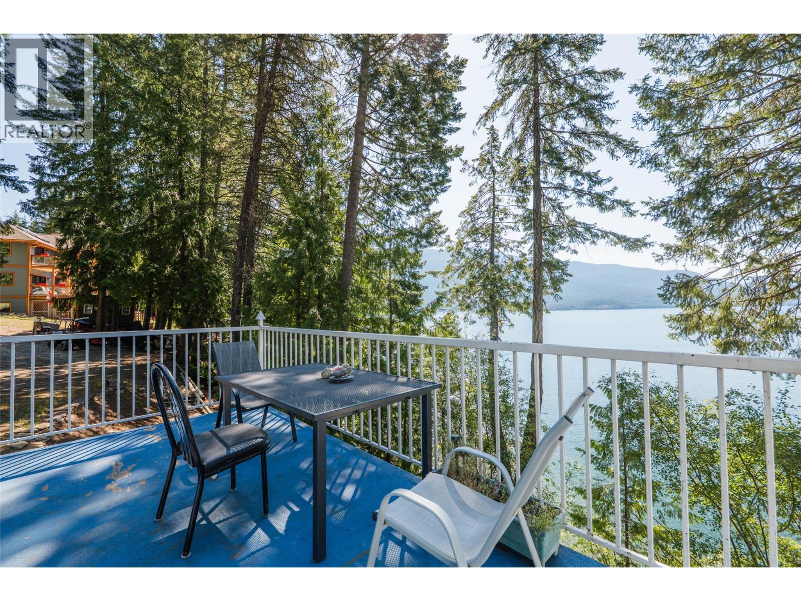 4218 Woodbury Village Road Property Photo 3