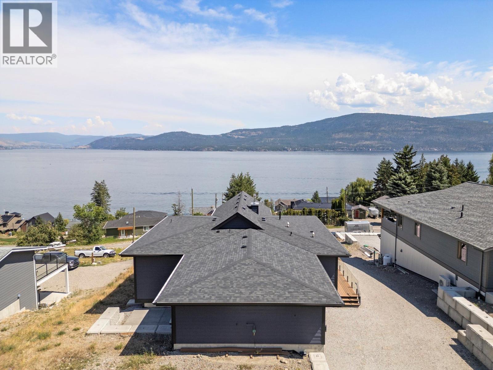 8 Kenyon Road Property Photo 4