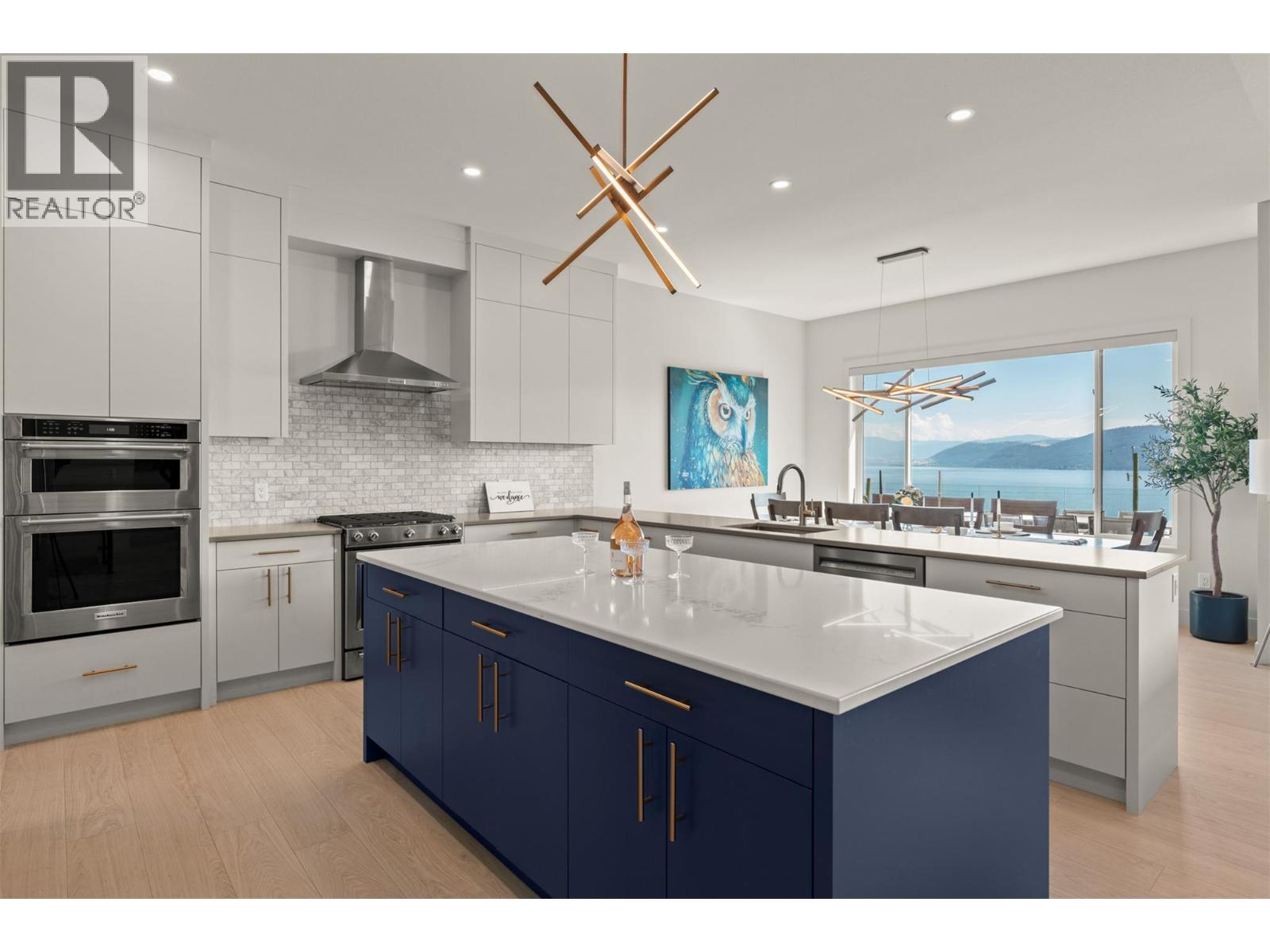 8 Kenyon Road Property Photo 16