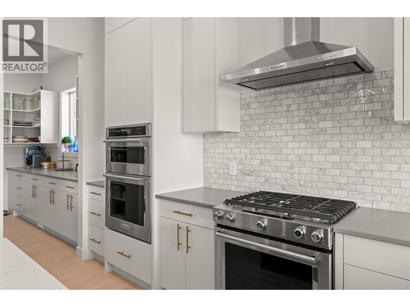 8 Kenyon Road Property Photo 18