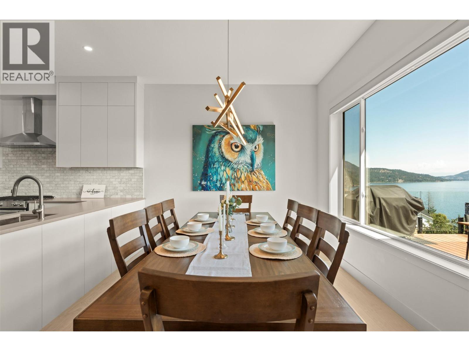 8 Kenyon Road Property Photo 31