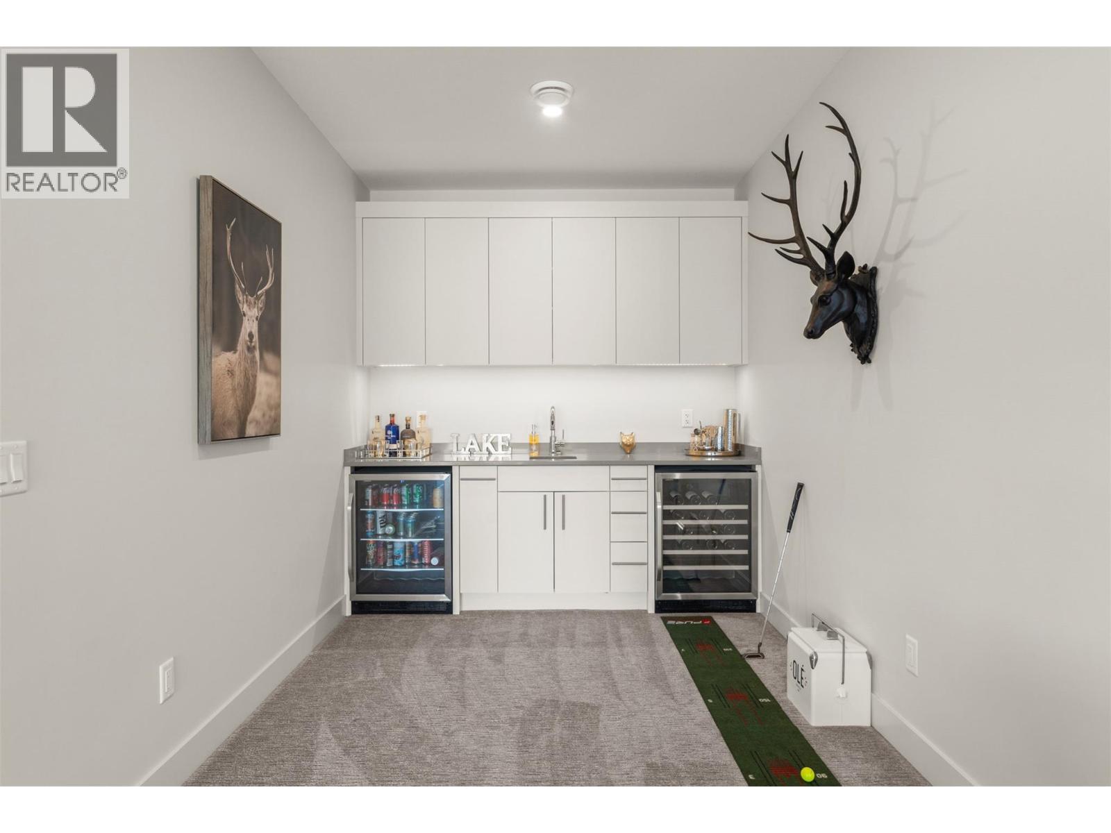 8 Kenyon Road Property Photo 53