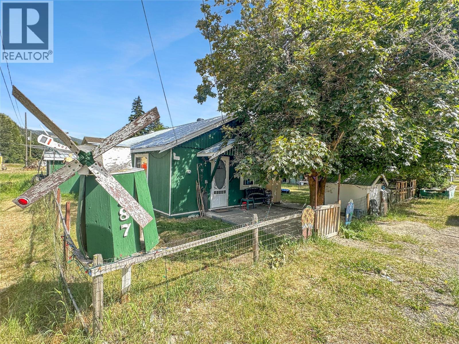 387 Parrish Avenue Property Photo 1