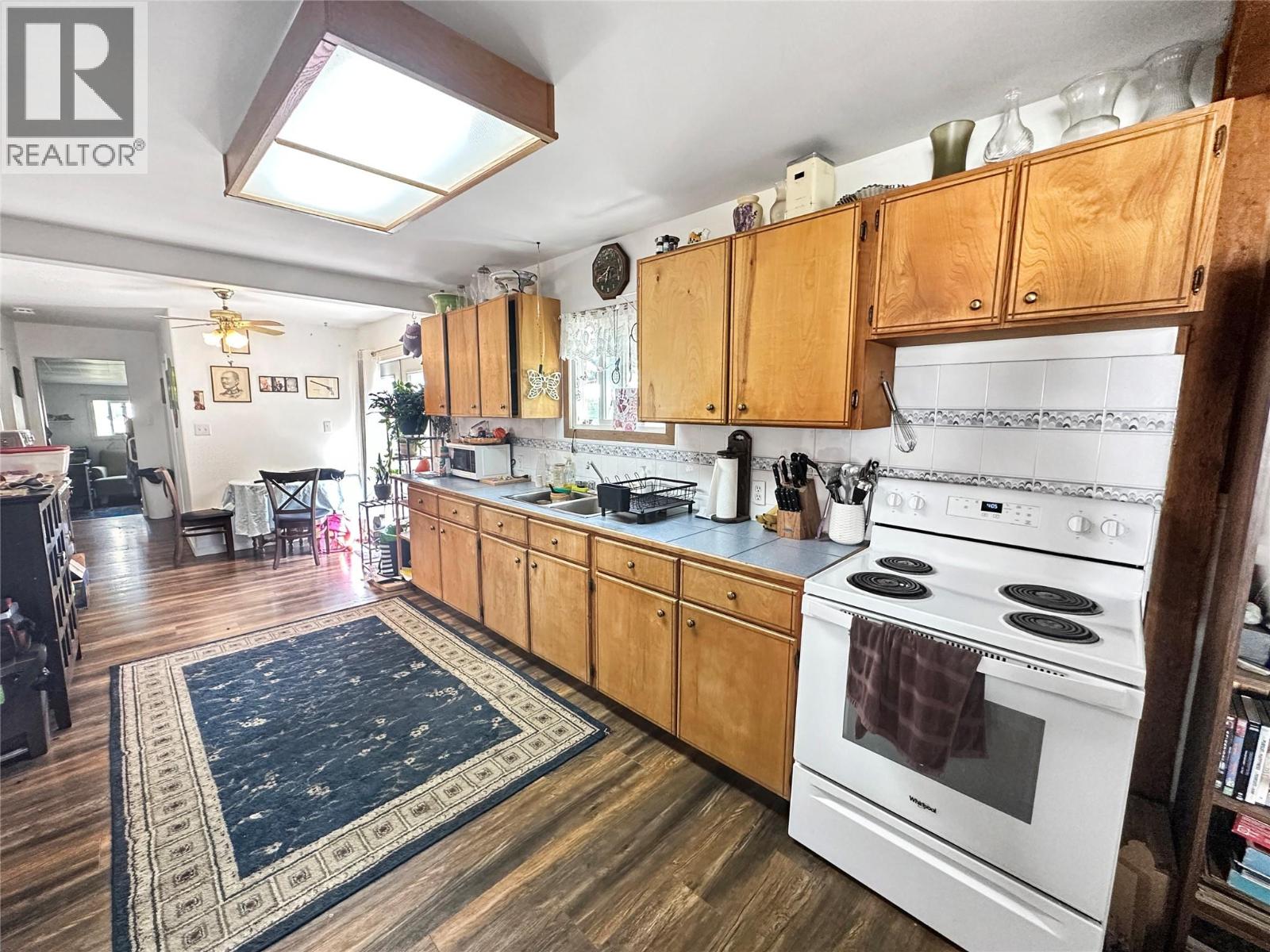 387 Parrish Avenue Property Photo 9