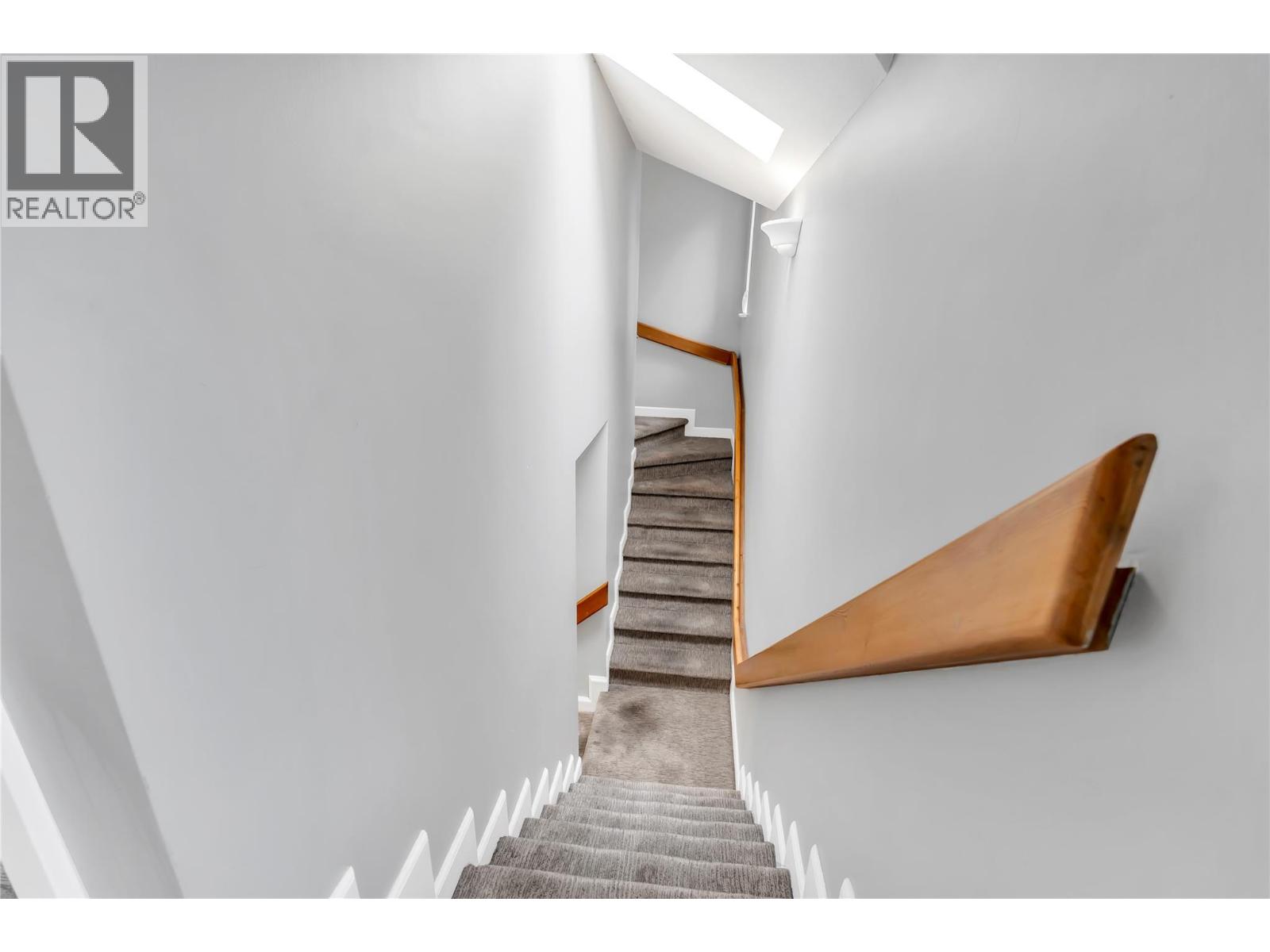429 Braid St Property Photo 15