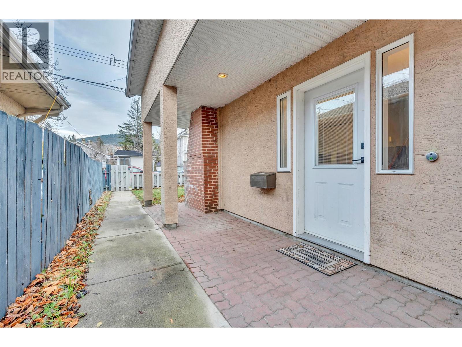 429 Braid St Property Photo 30