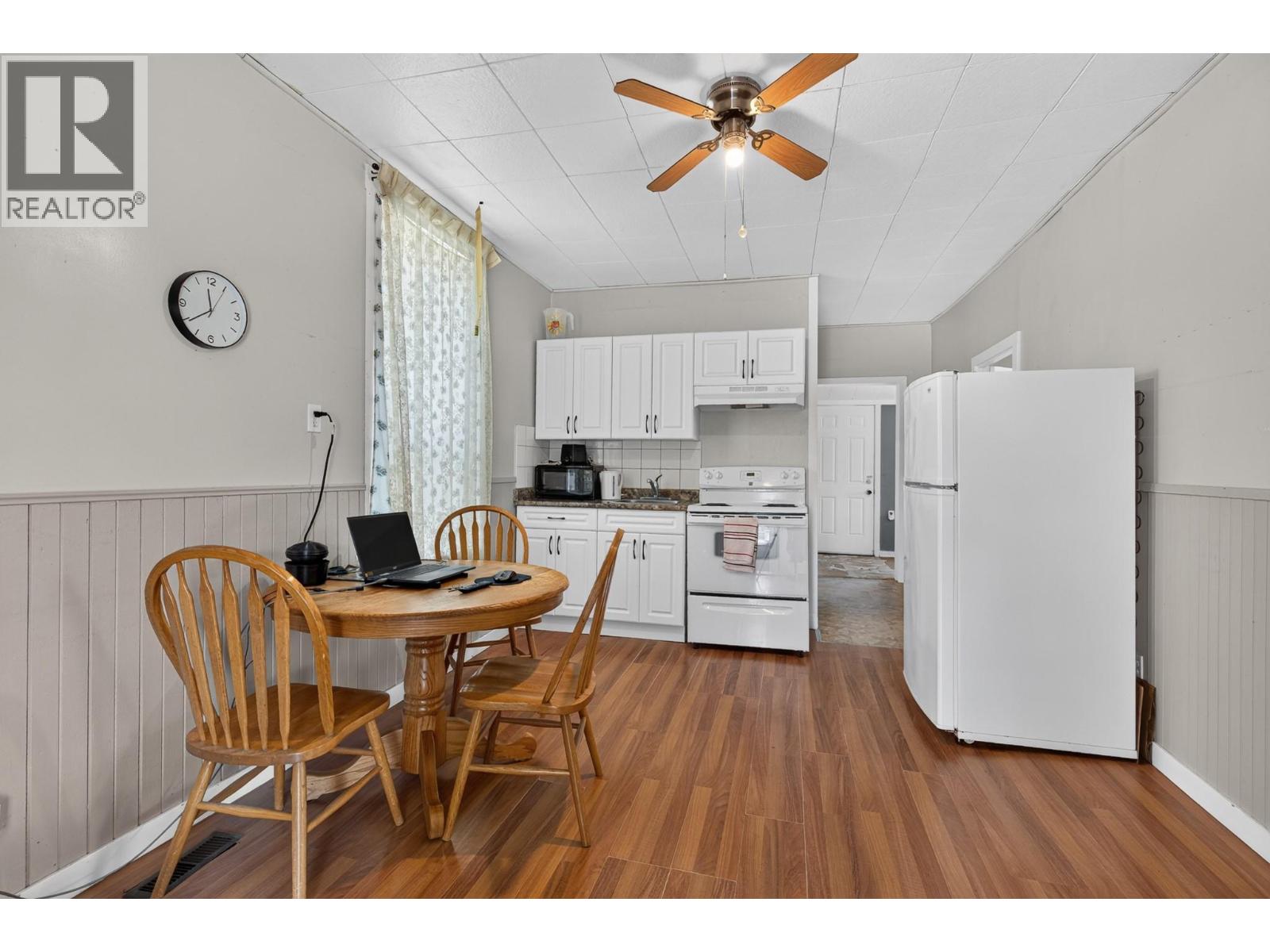403 Howard Avenue Property Photo 13