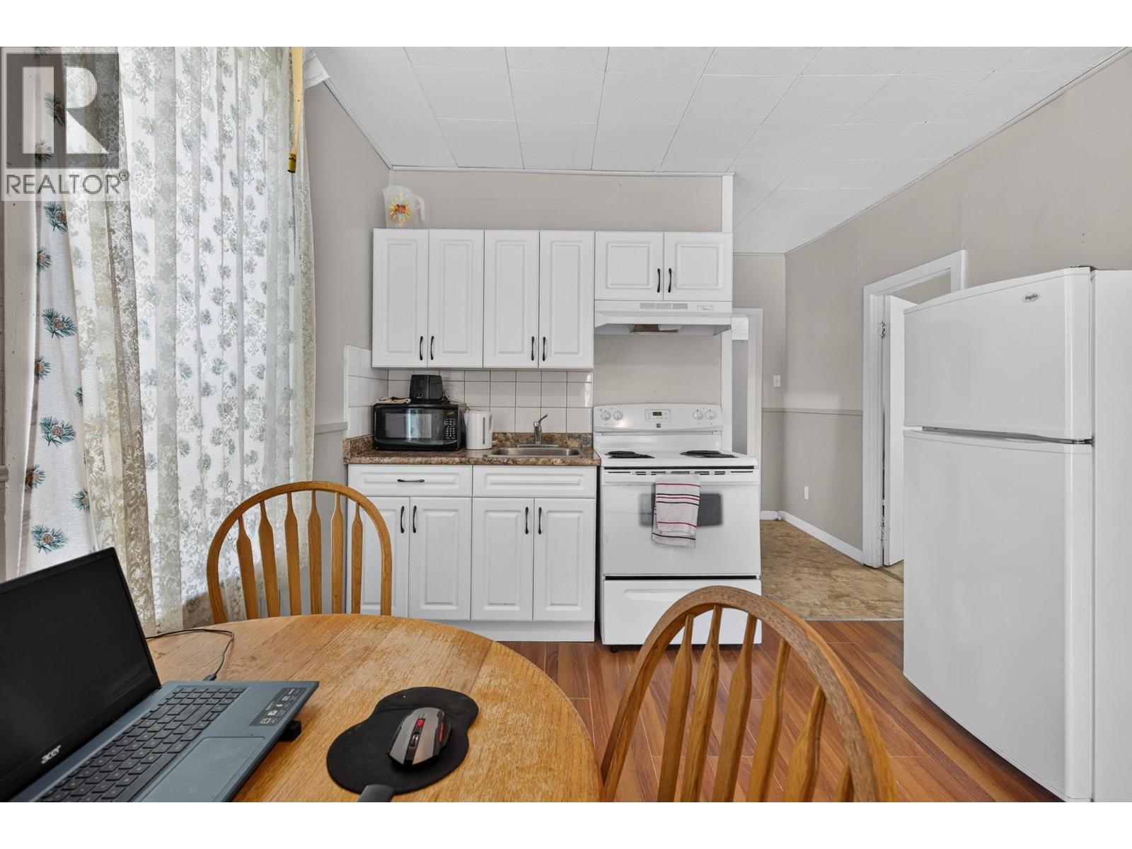 403 Howard Avenue Property Photo 15