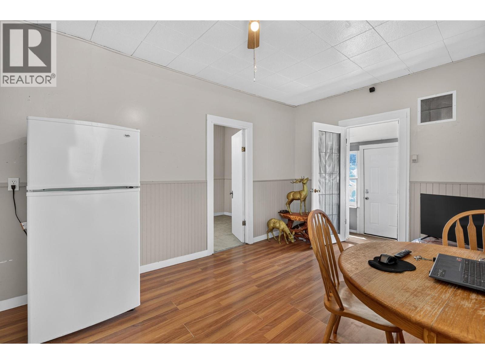 403 Howard Avenue Property Photo 19