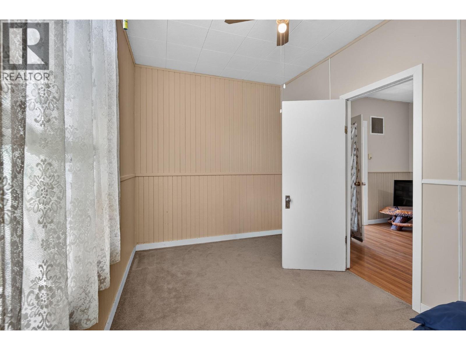 403 Howard Avenue Property Photo 22