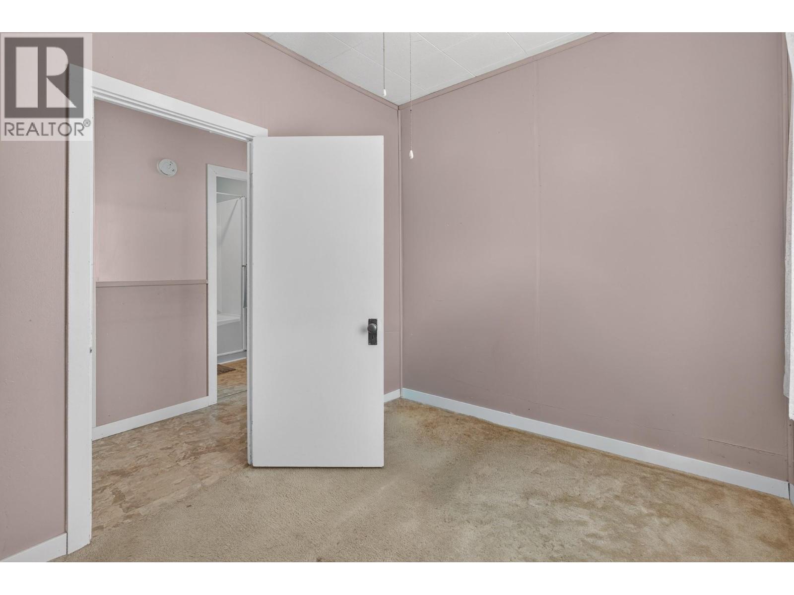 403 Howard Avenue Property Photo 25
