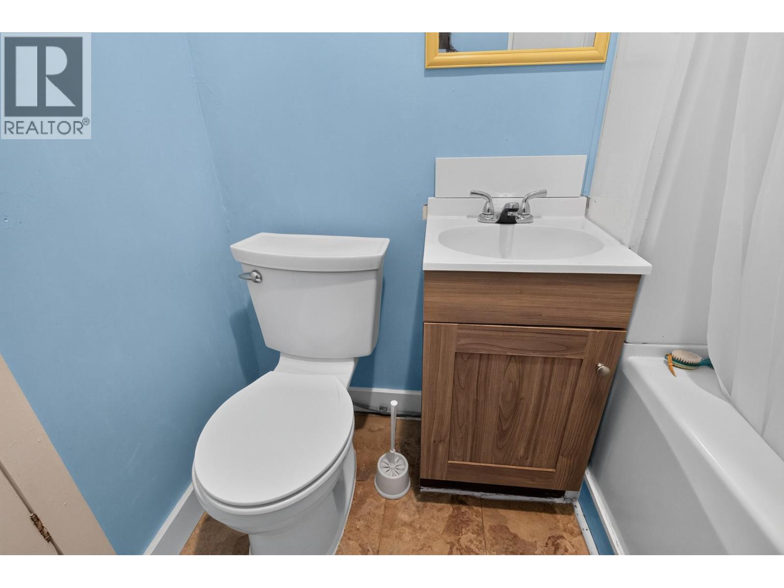 403 Howard Avenue Property Photo 27