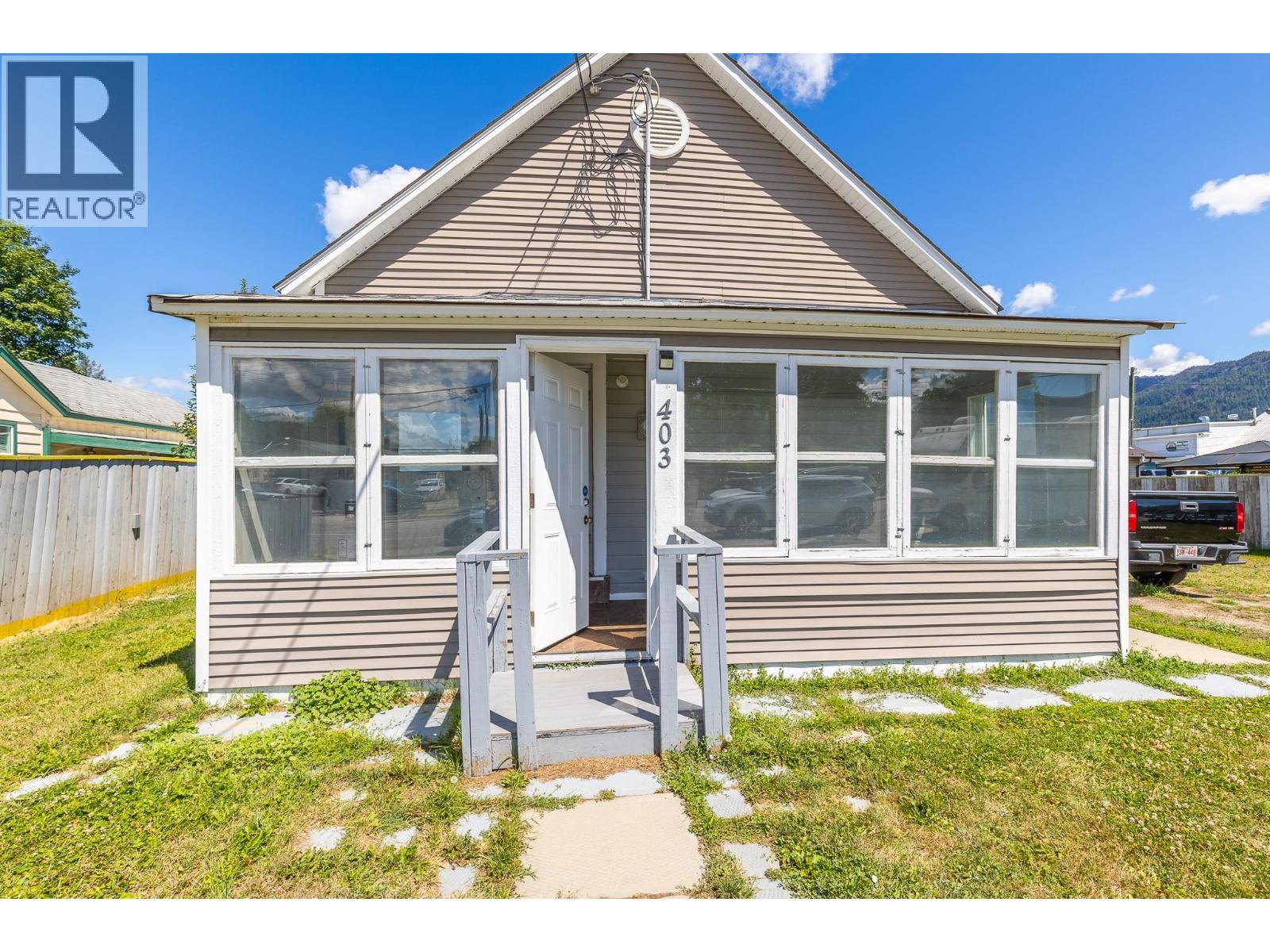 403 Howard Avenue Property Photo 33