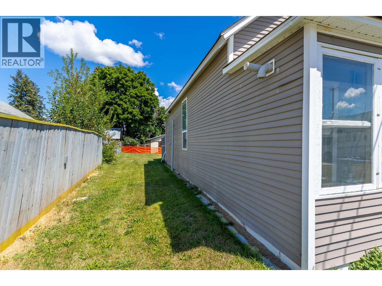 403 Howard Avenue Property Photo 34