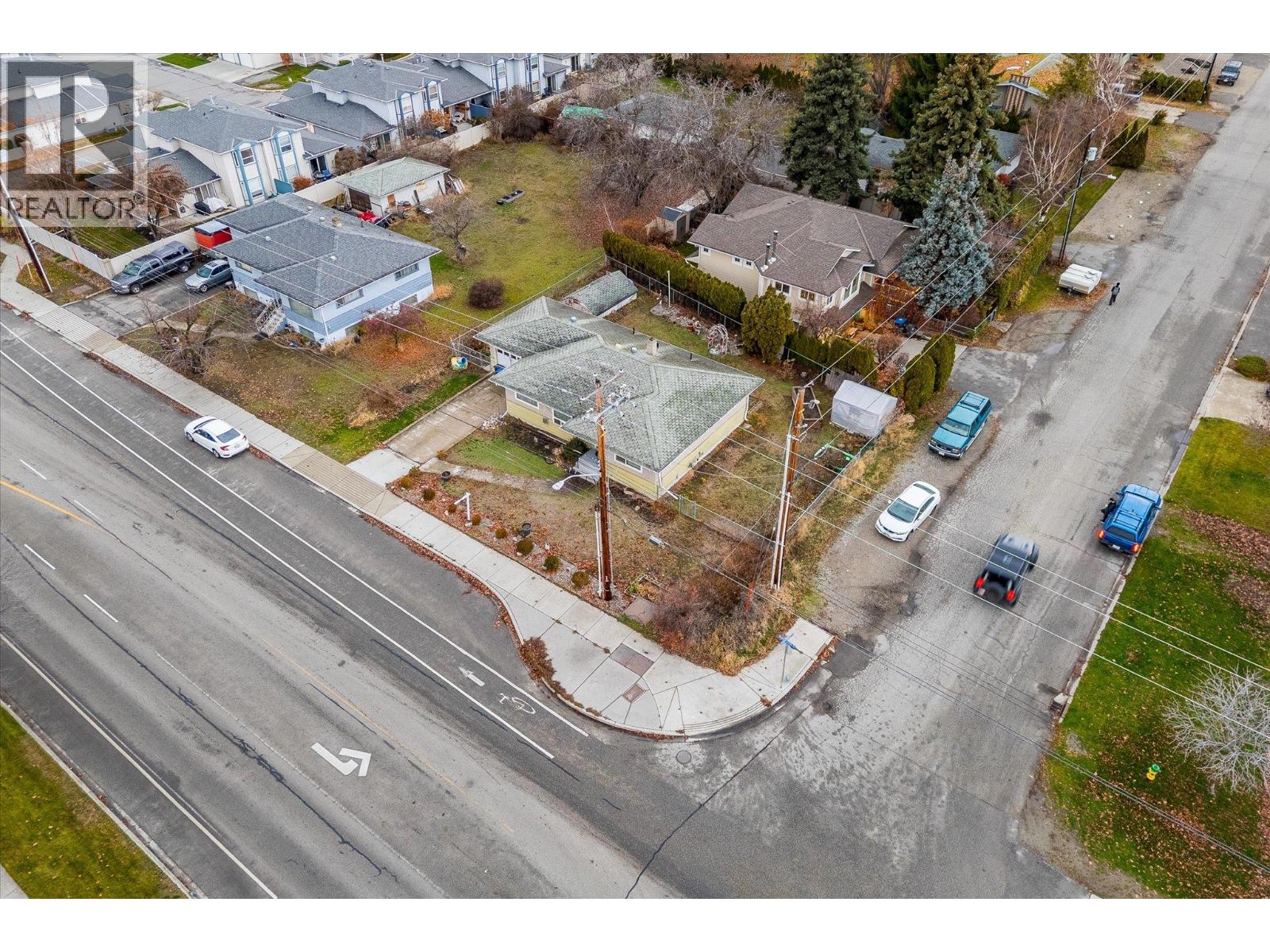 1190 Guisachan Road Property Photo 2