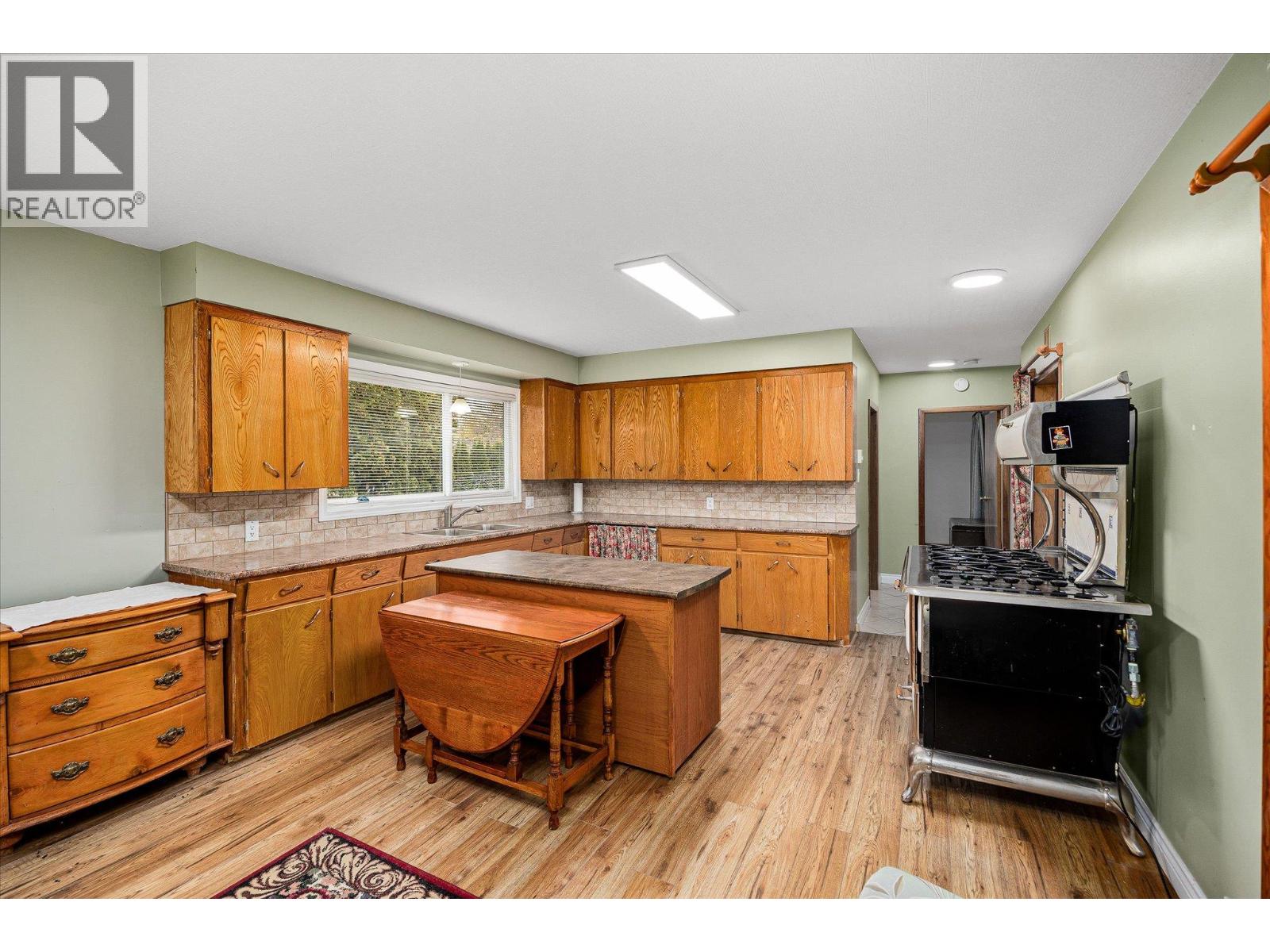 1190 Guisachan Road Property Photo 12