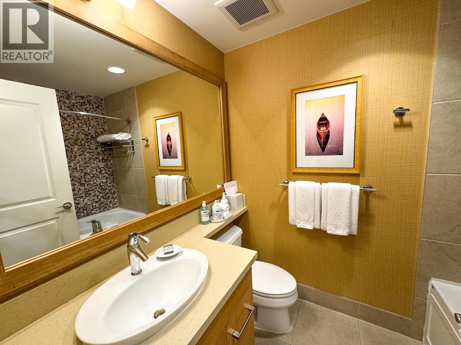 15 Park Place Unit# 408 Property Photo 5
