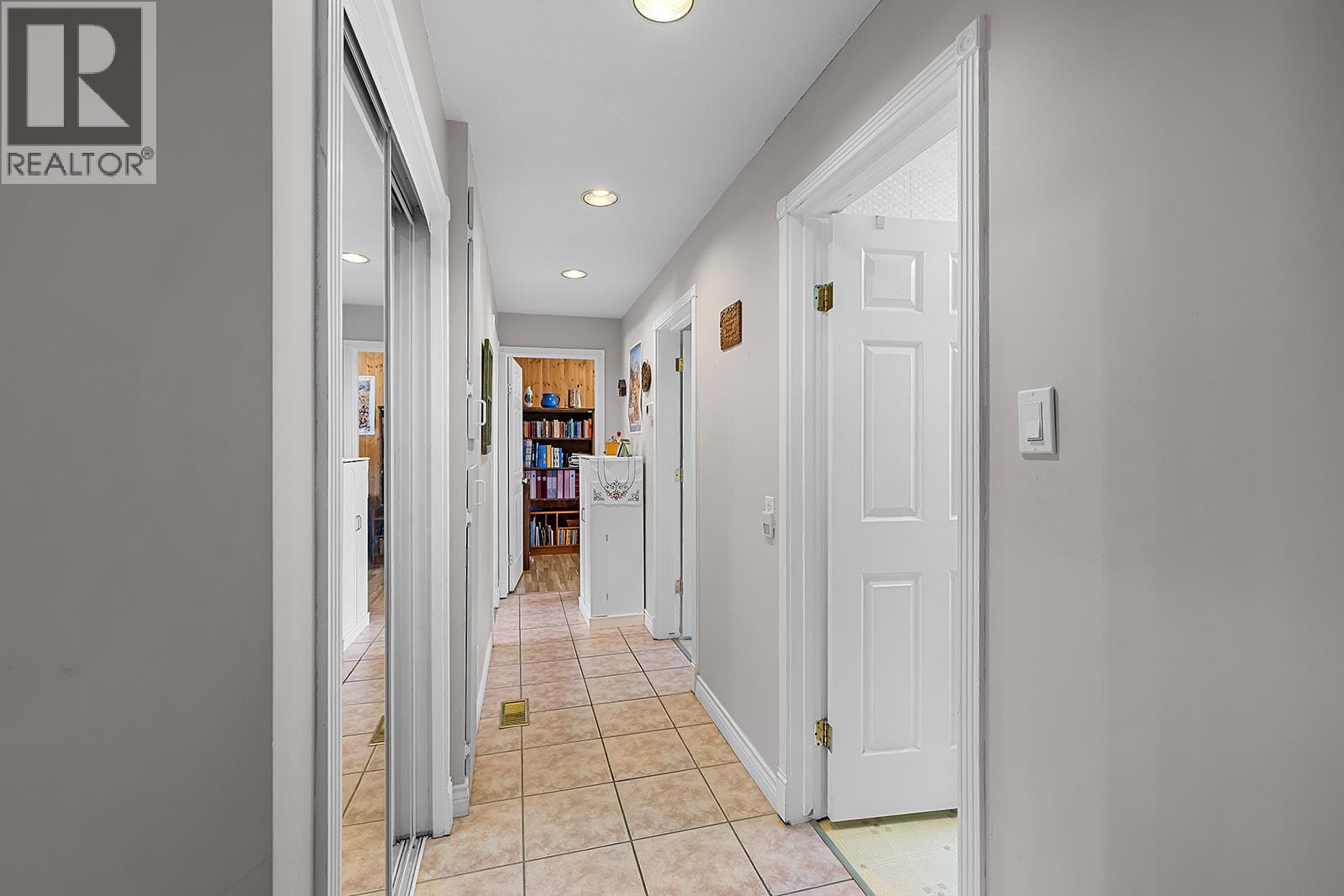 2103 Ash Street Property Photo 20