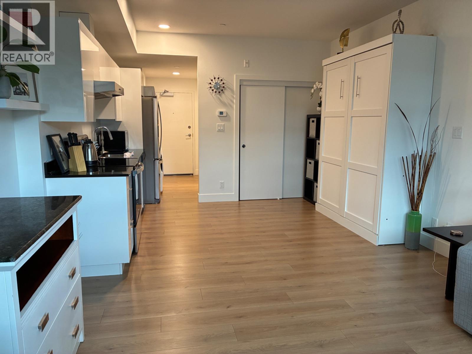 444 St Paul Street Unit# 604 Property Photo 5