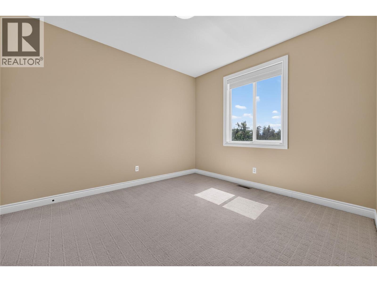 1124 Peak Point Drive Property Photo 35