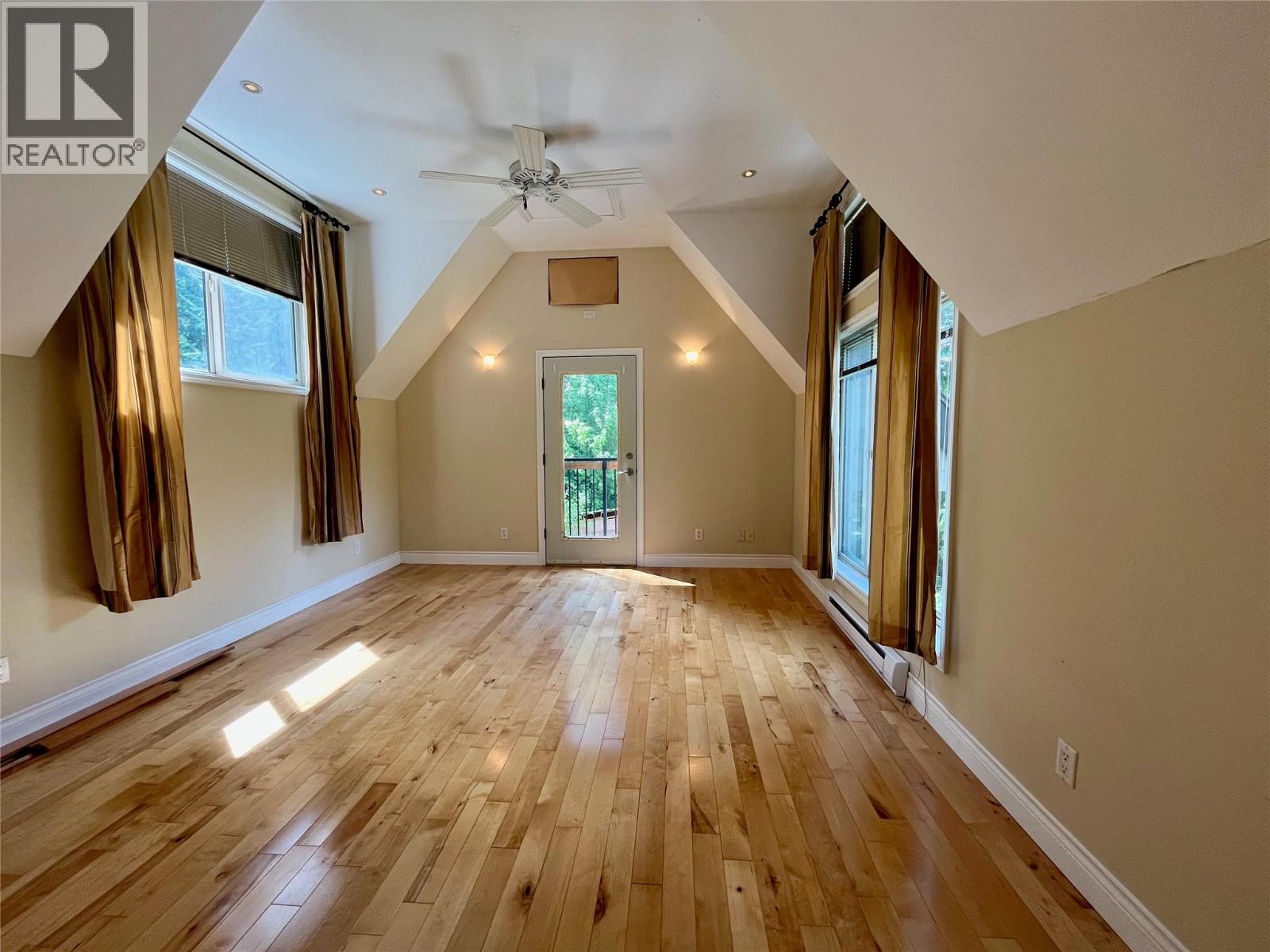 7475 6 Highway Property Photo 17