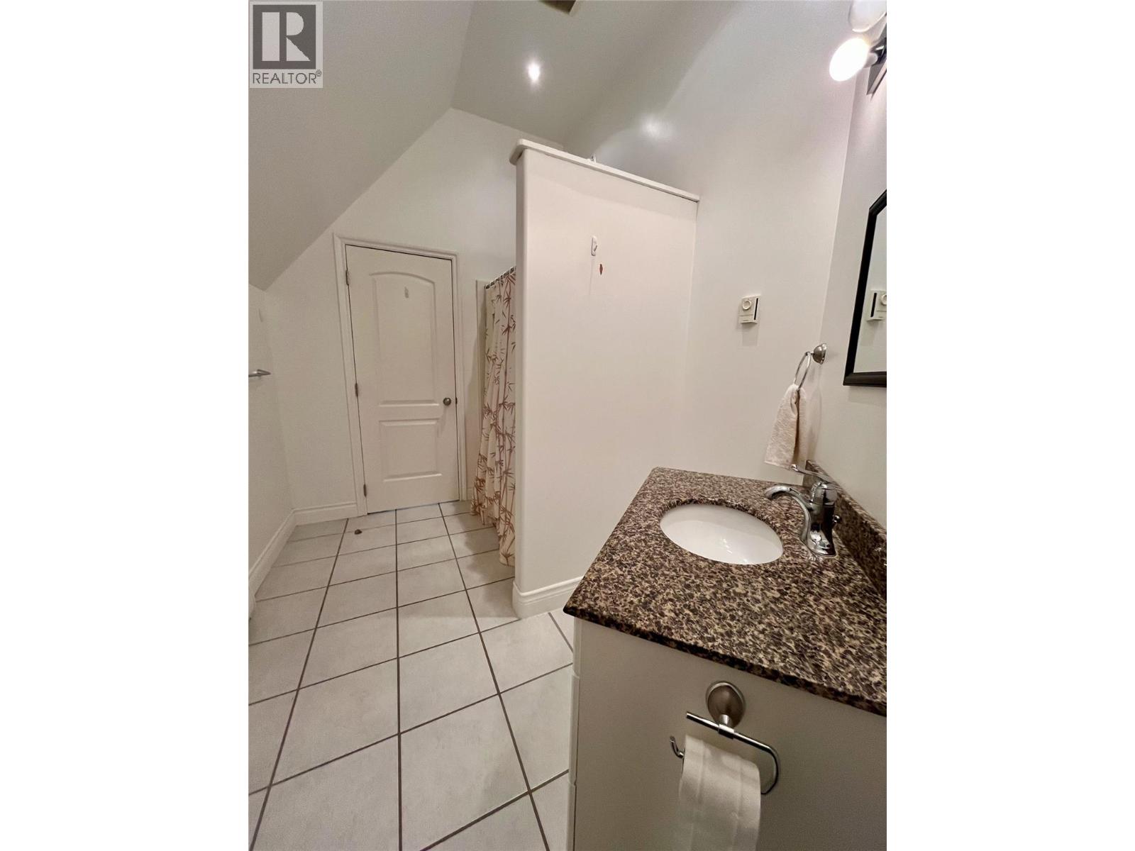 7475 6 Highway Property Photo 20