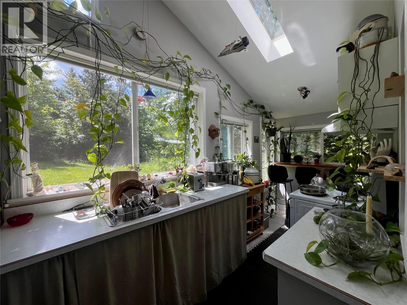 7475 6 Highway Property Photo 47