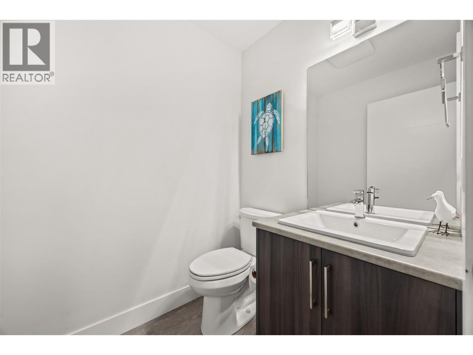 2394 Hawks Boulevard Property Photo 18