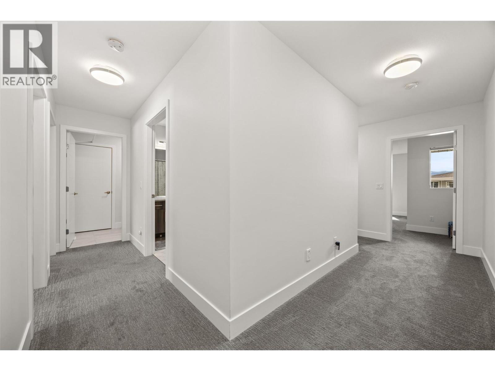 2394 Hawks Boulevard Property Photo 24