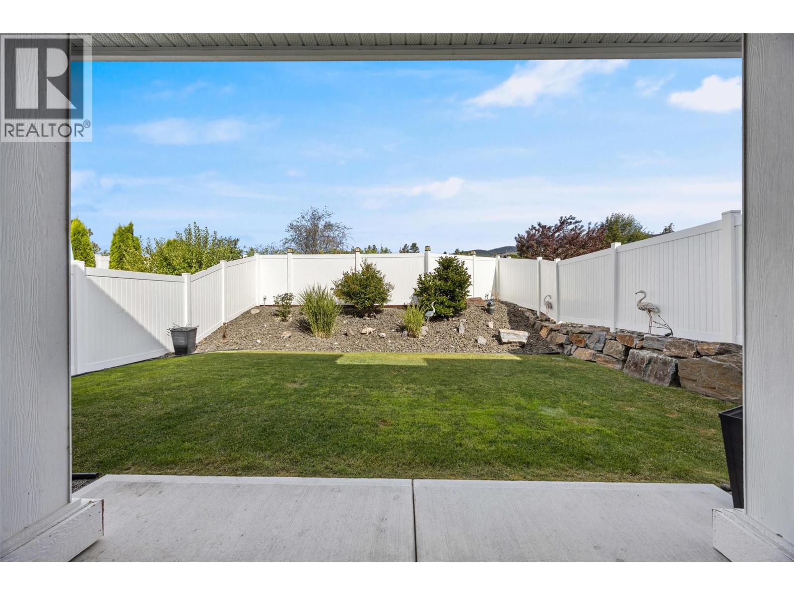 2394 Hawks Boulevard Property Photo 33